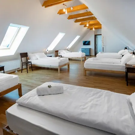 Ferrata Vár Apartman Csesznek